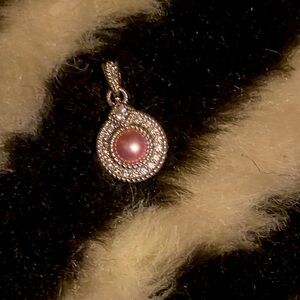 Elegant Judith Ripka  Pink and Silver Pendant Necklace💕💕💕